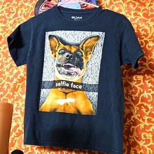 Dog "Selfie Face" T 3/10$